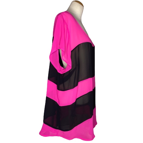 Torrid Color Block Button Back Top - Picture 3 of 5